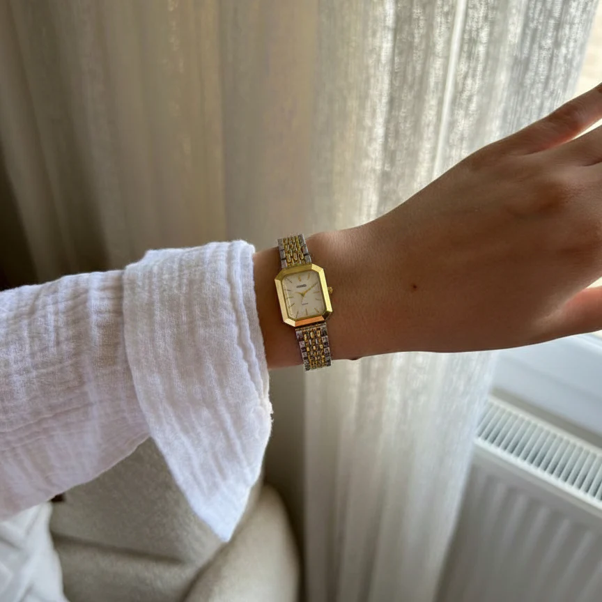 CLAIRE DE MAINS - Image 41