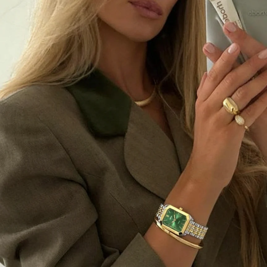 CLAIRE DE MAINS - Image 57