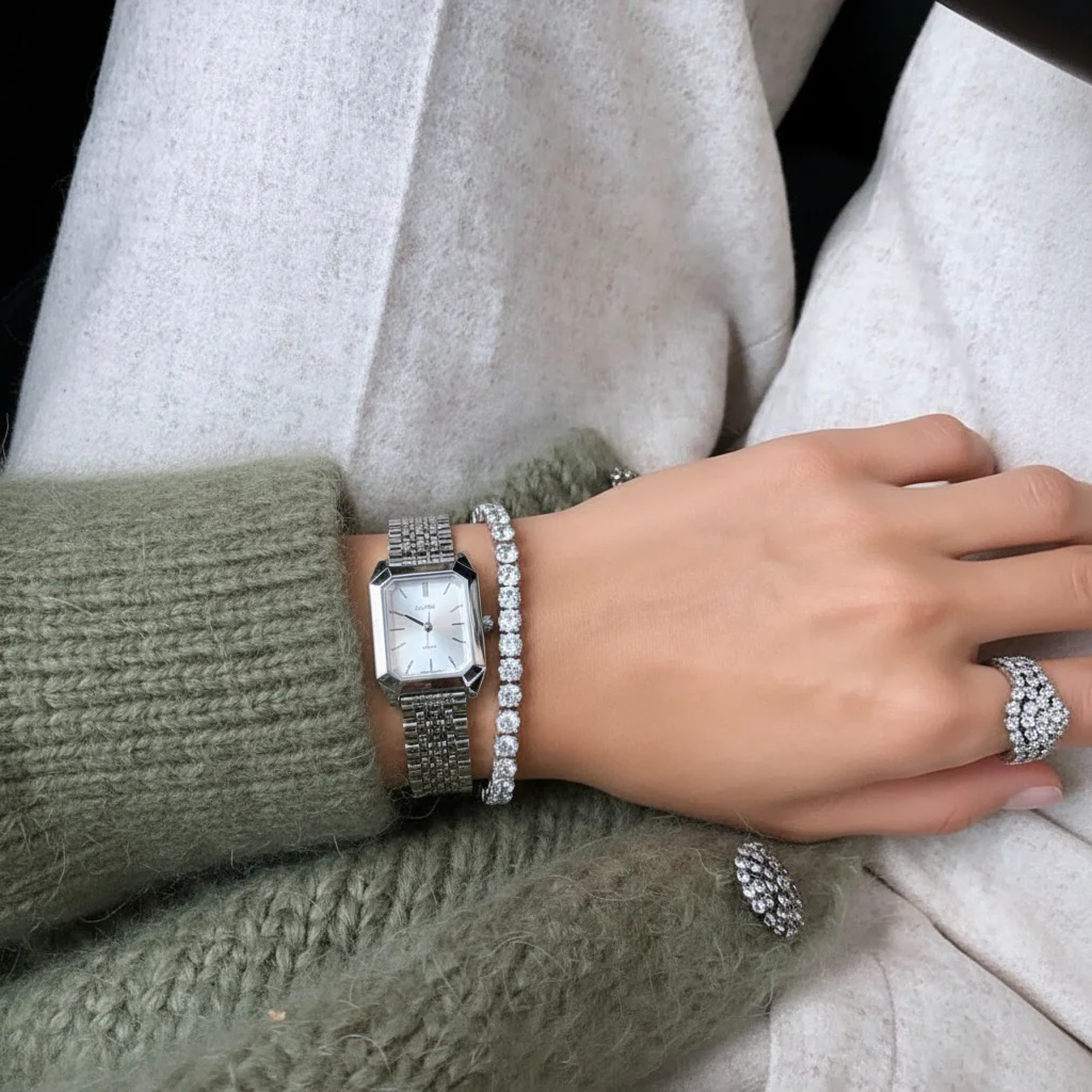 CLAIRE DE MAINS - Image 62