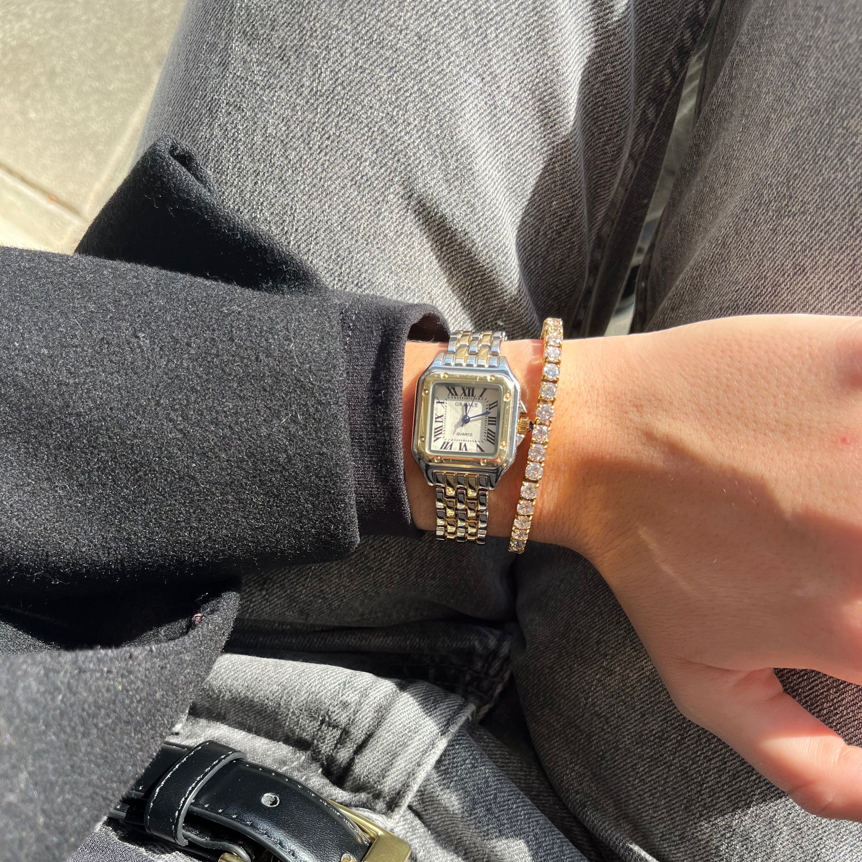 GREALY DE MAINS - Image 26