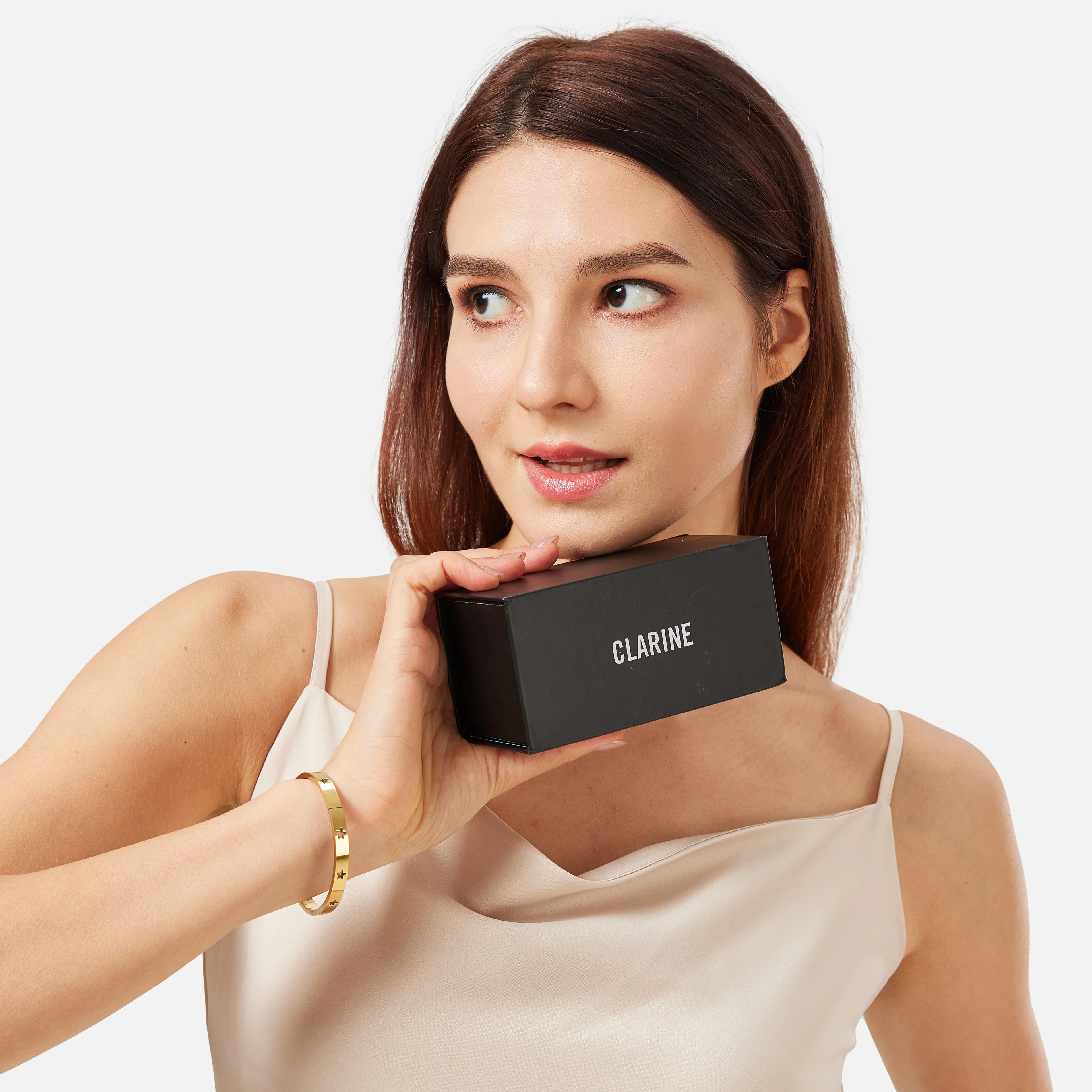 GREALY DE MAINS - Image 31